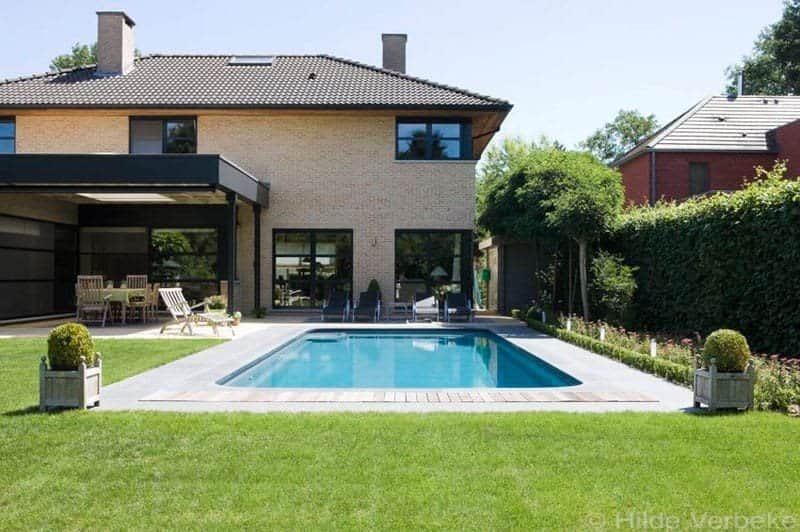 בריכות שחייה לחצר בריכות שחייה לחצר